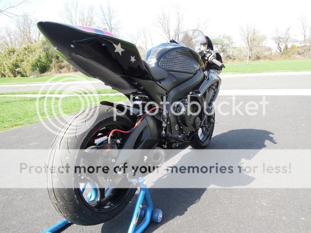 06 GSXR 600 Track Bike Part Out Armour PCIII Vortex Penske Suzuki GSX